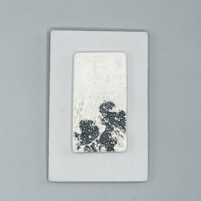 Undercliff Miniature 2